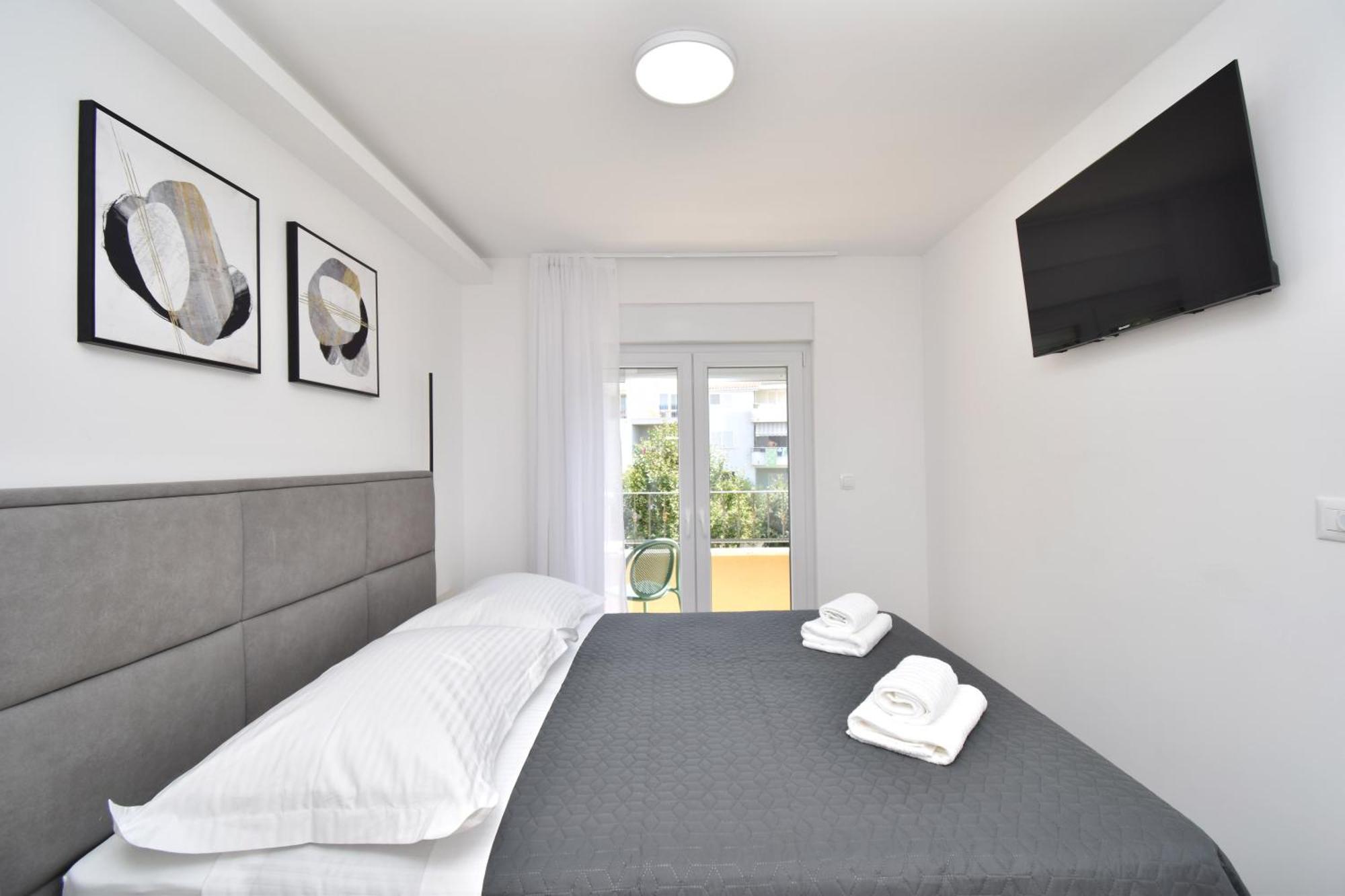 Luxury Apartments Luna Тучепи Экстерьер фото