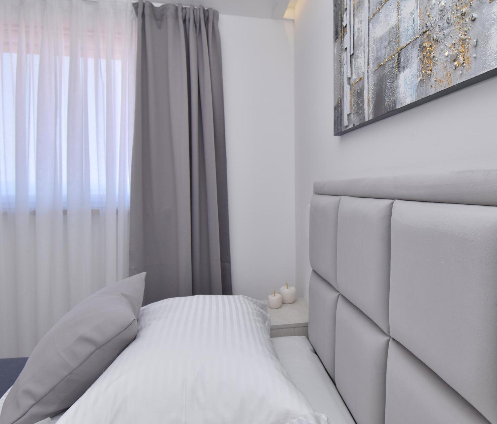 Luxury Apartments Luna Тучепи Экстерьер фото
